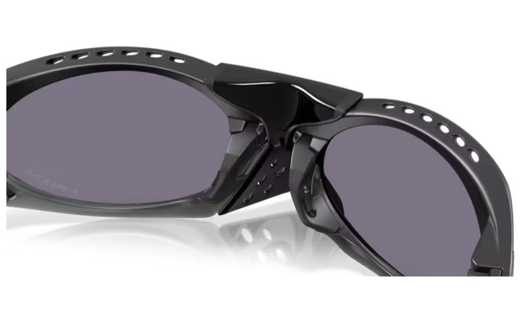 OAKLEY PLANTARIS OO9437 01